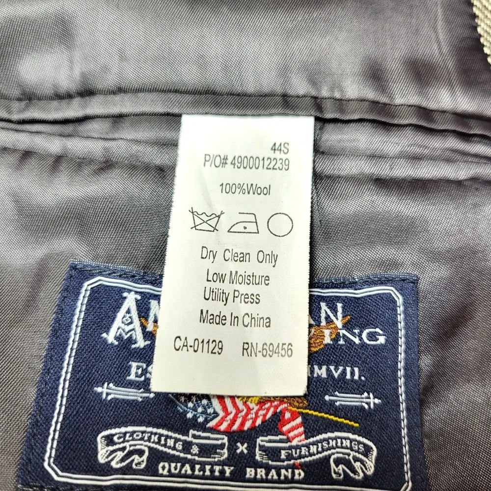 American Living Herringbone Black Cream Fitted Wool Blazer 2 Button Front‎  44S